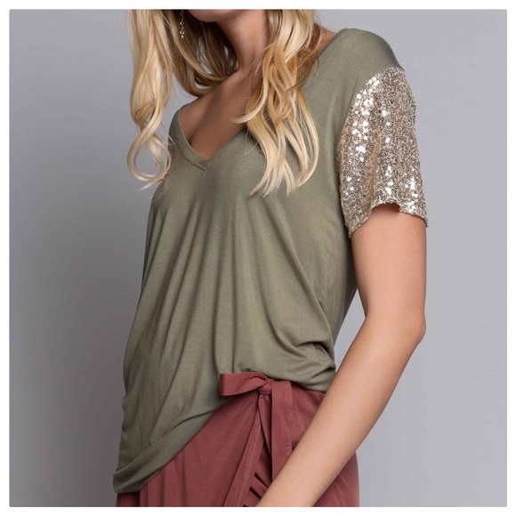 Authentic POL Glow and Glam Tee - Picture 7 of 10